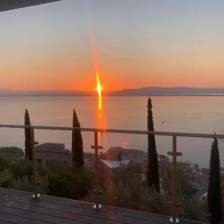 La terrazza sul mare-3
